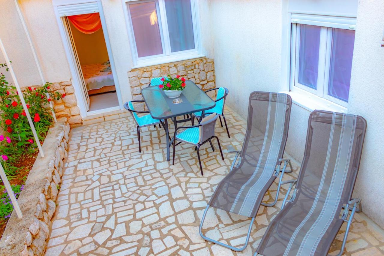 נובי ווינודולסקי Vacation Home Grill & Chill With 350M2 Garden With Bbq מראה חיצוני תמונה
