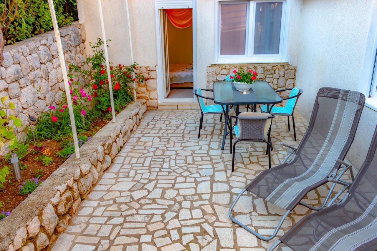 נובי ווינודולסקי Vacation Home Grill & Chill With 350M2 Garden With Bbq מראה חיצוני תמונה